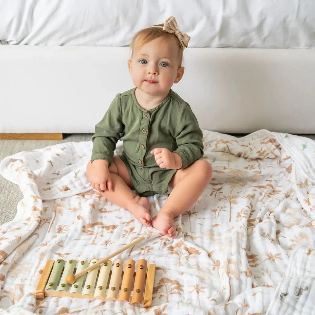 Aden + Anais Organic Cotton Dream Blanket - Safari Dreams - Image 2