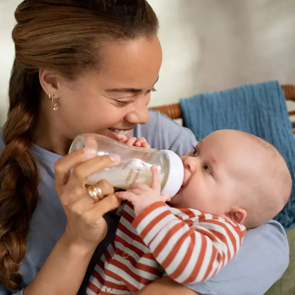 Avent 3-Pack Glass Natural Response Baby Bottles (8 oz) - Image 4