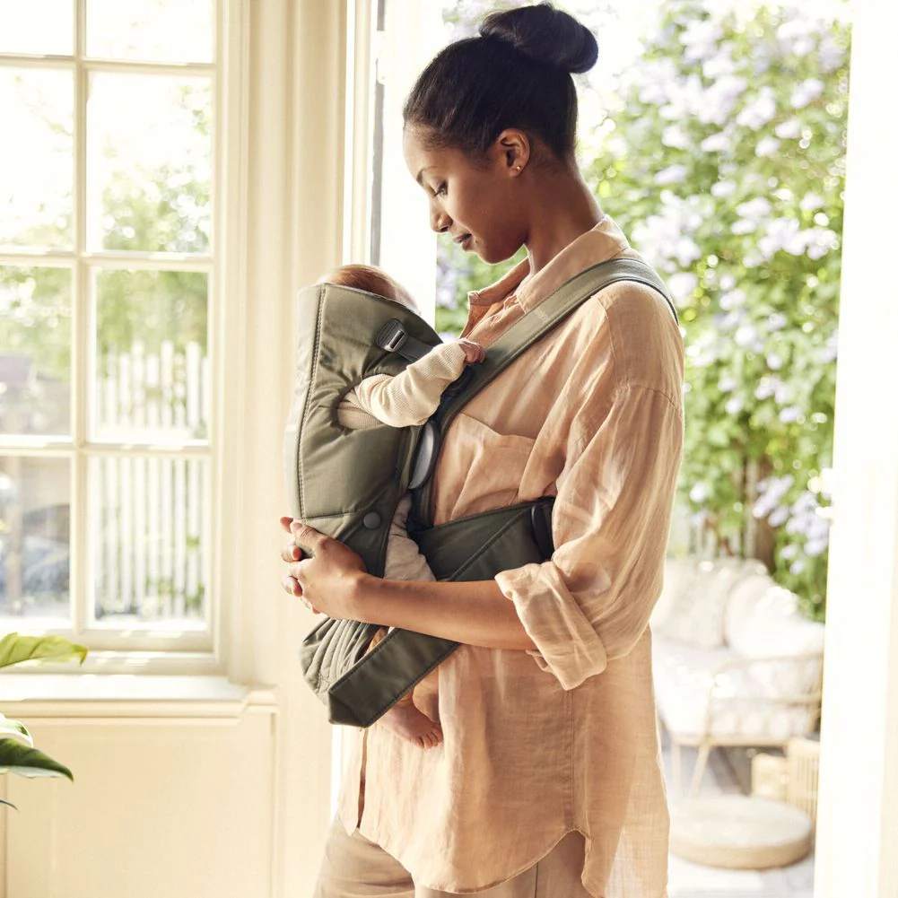 BabyBjorn Baby Carrier Mini in Woven Fabric - Image 9