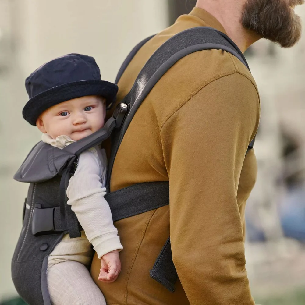 BabyBjorn Baby Carrier One in Woven Fabric - Image 4