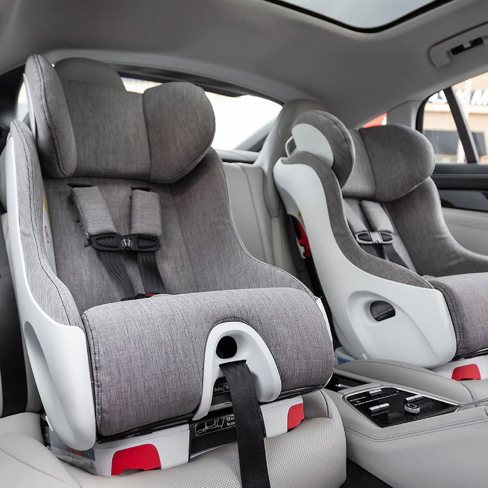 Clek Foonf Ziip Convertible Car Seat - Image 5