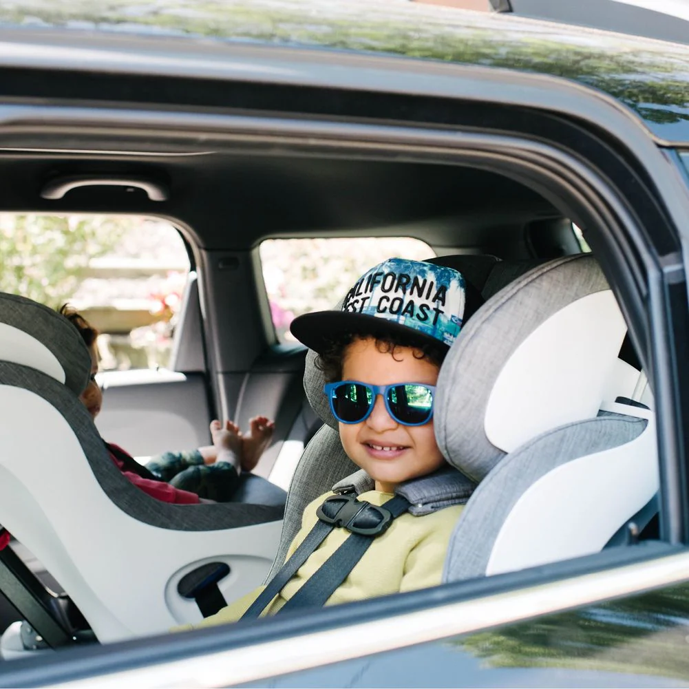 Clek Foonf Ziip Convertible Car Seat - Image 7