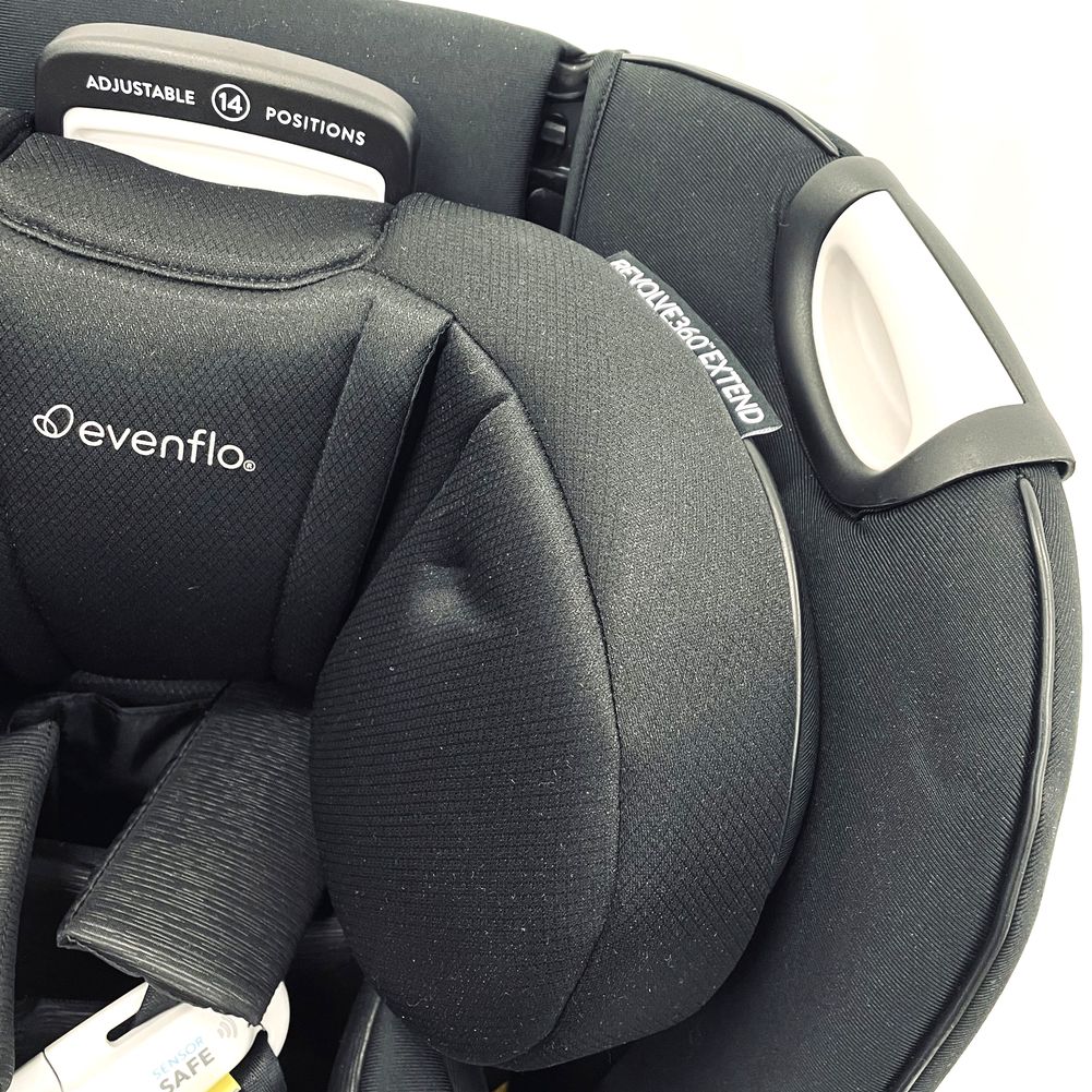 Evenflo GOLD Revolve360 Extend All-in-one Rotational Car Seat with SensorSafe - Onyx Black (Open Box) - Image 10