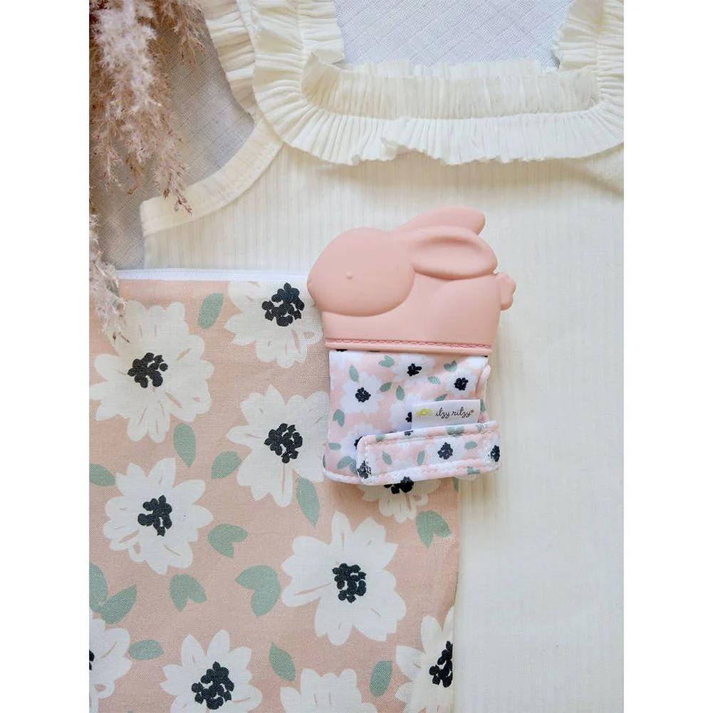 Itzy Ritzy Itzy Mitt Silicone Teething Mitts - Image 3
