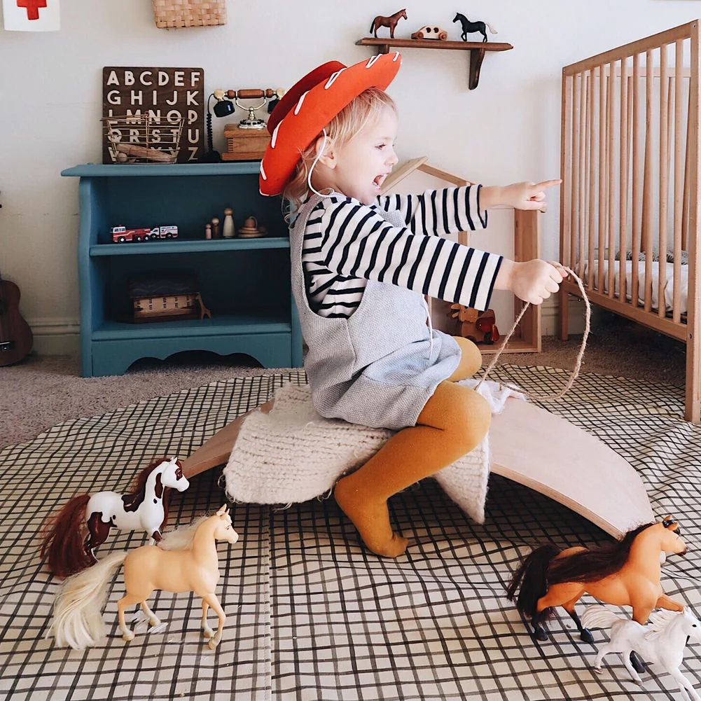 Kinderfeets Kinderboard Wooden Balance Toy - Natural - Image 9