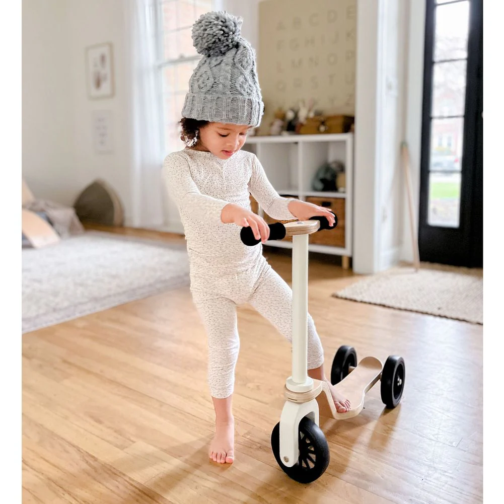 Kinderfeets Kindserscooter Classic Toddler Scooter - Cream - Image 7