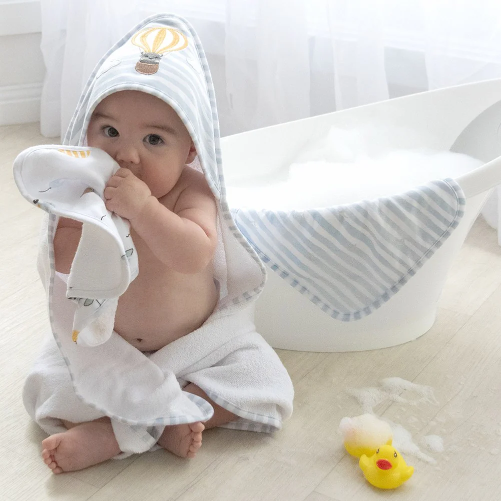 Living Textiles 5-Piece Hooded Towel and Washcloths Gift Set - Image 8