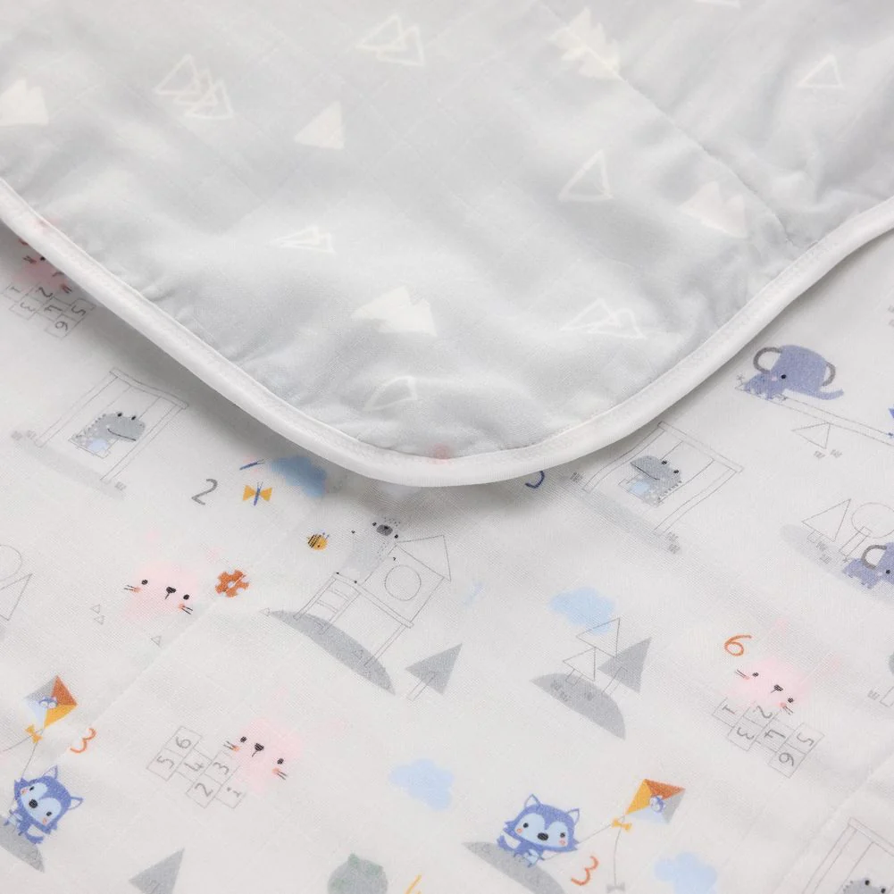 Loulou Lollipop Muslin Quilt Blanket - Mini Mathletes - Image 3