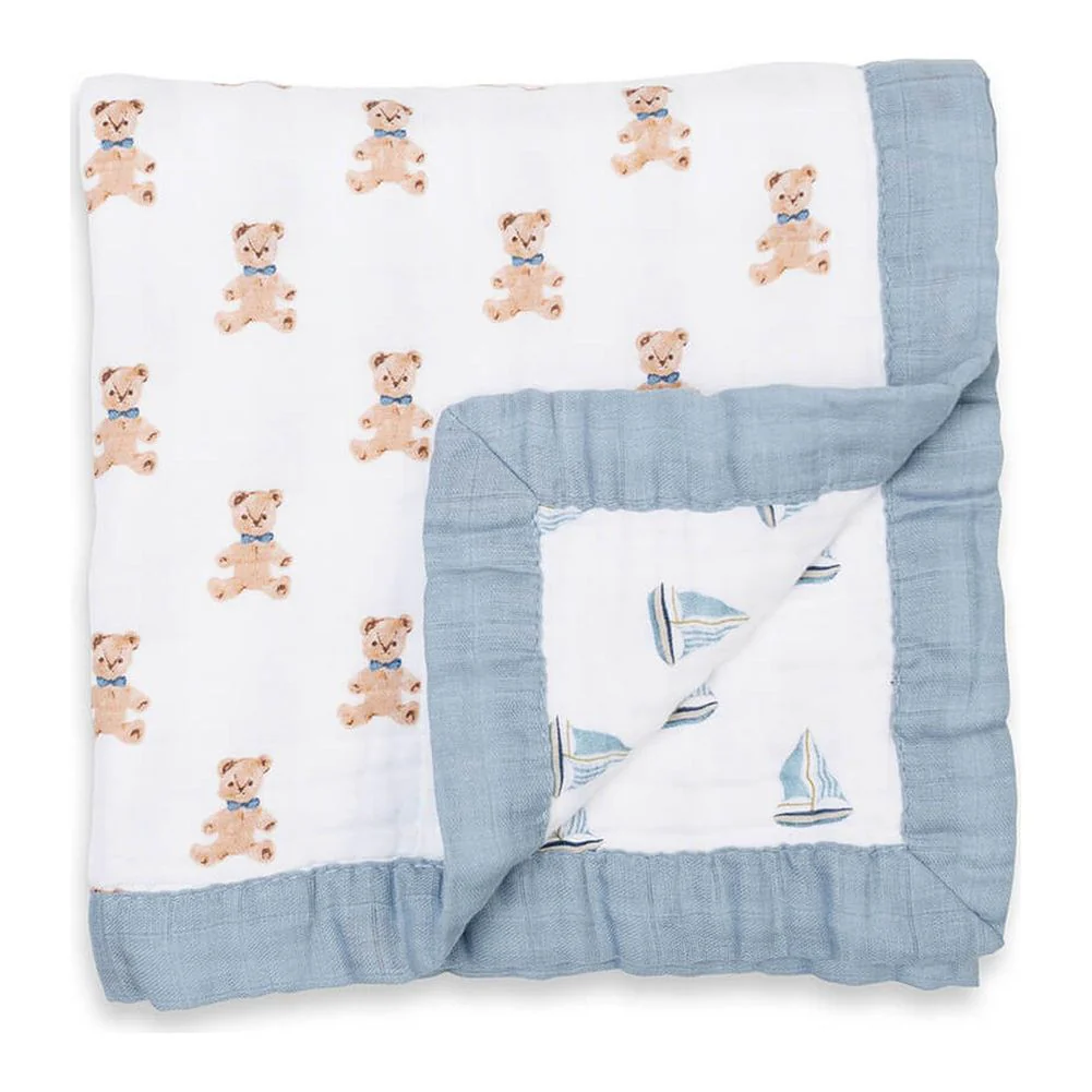 Lulujo Classic Muslin Quilt - Vintage Bear/Sailboats