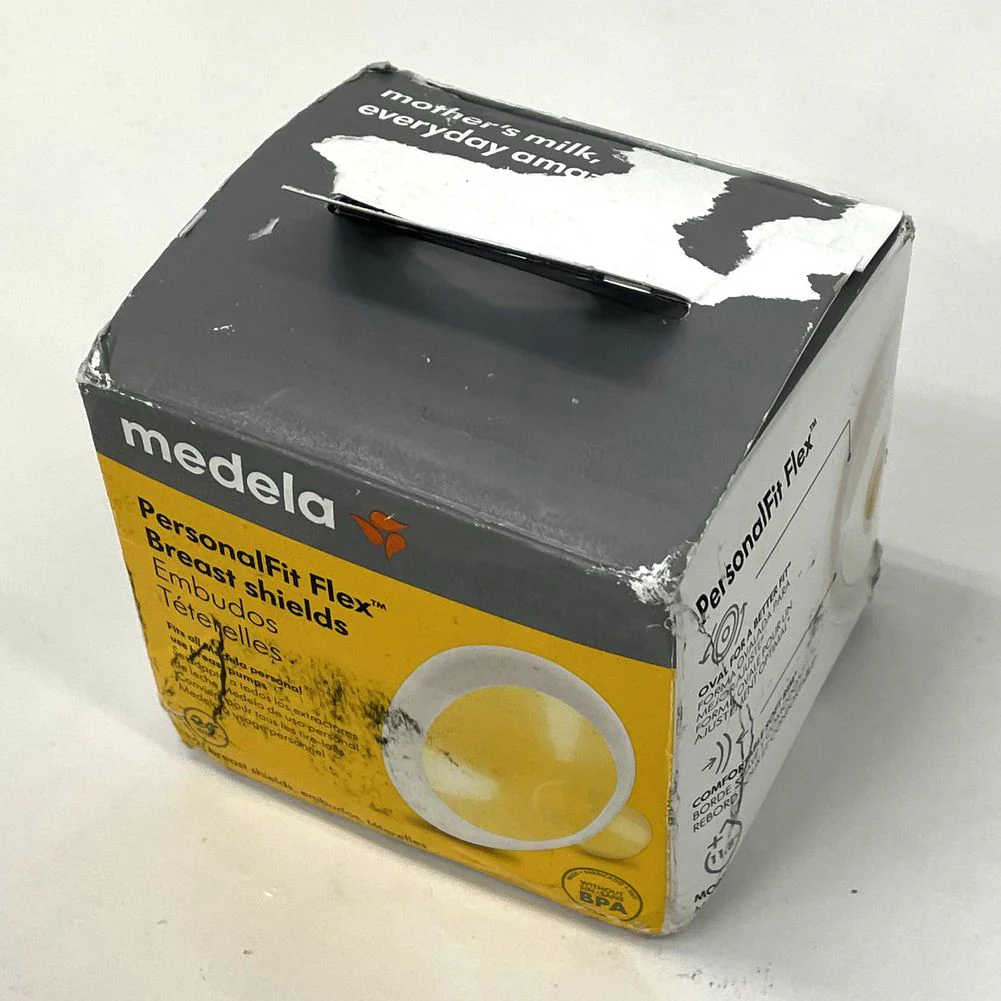 Medela 2-Pack PersonalFit Flex Breast Shields (24mm) (Open Box) - Image 3