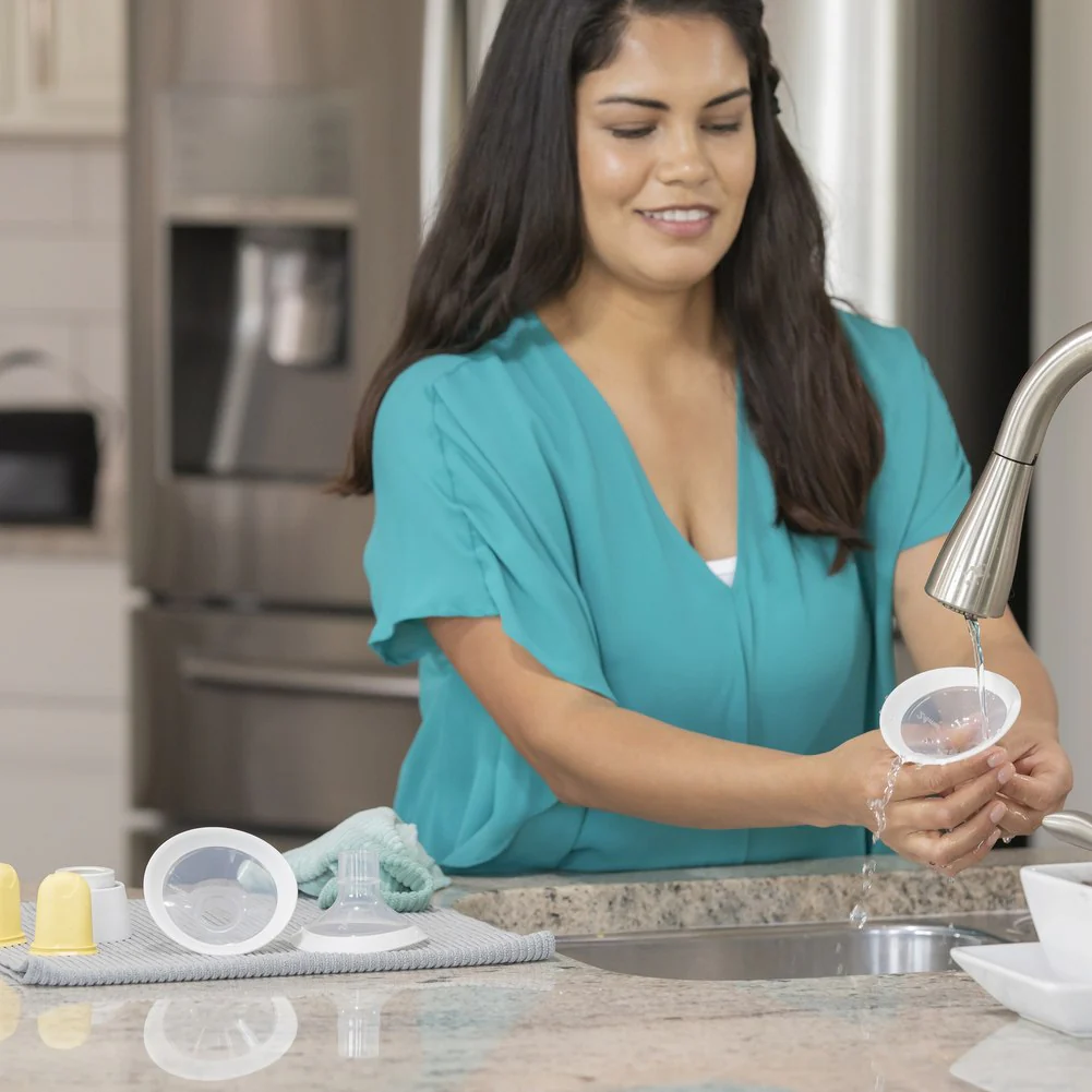Medela 2-Pack PersonalFit Flex Breast Shields - Image 7