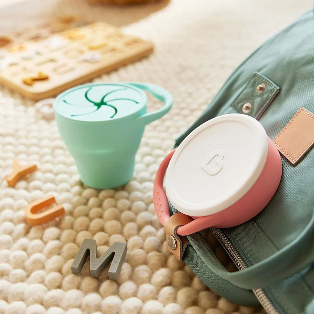 Munchkin C'est Silicone! Snack Catcher - Image 4