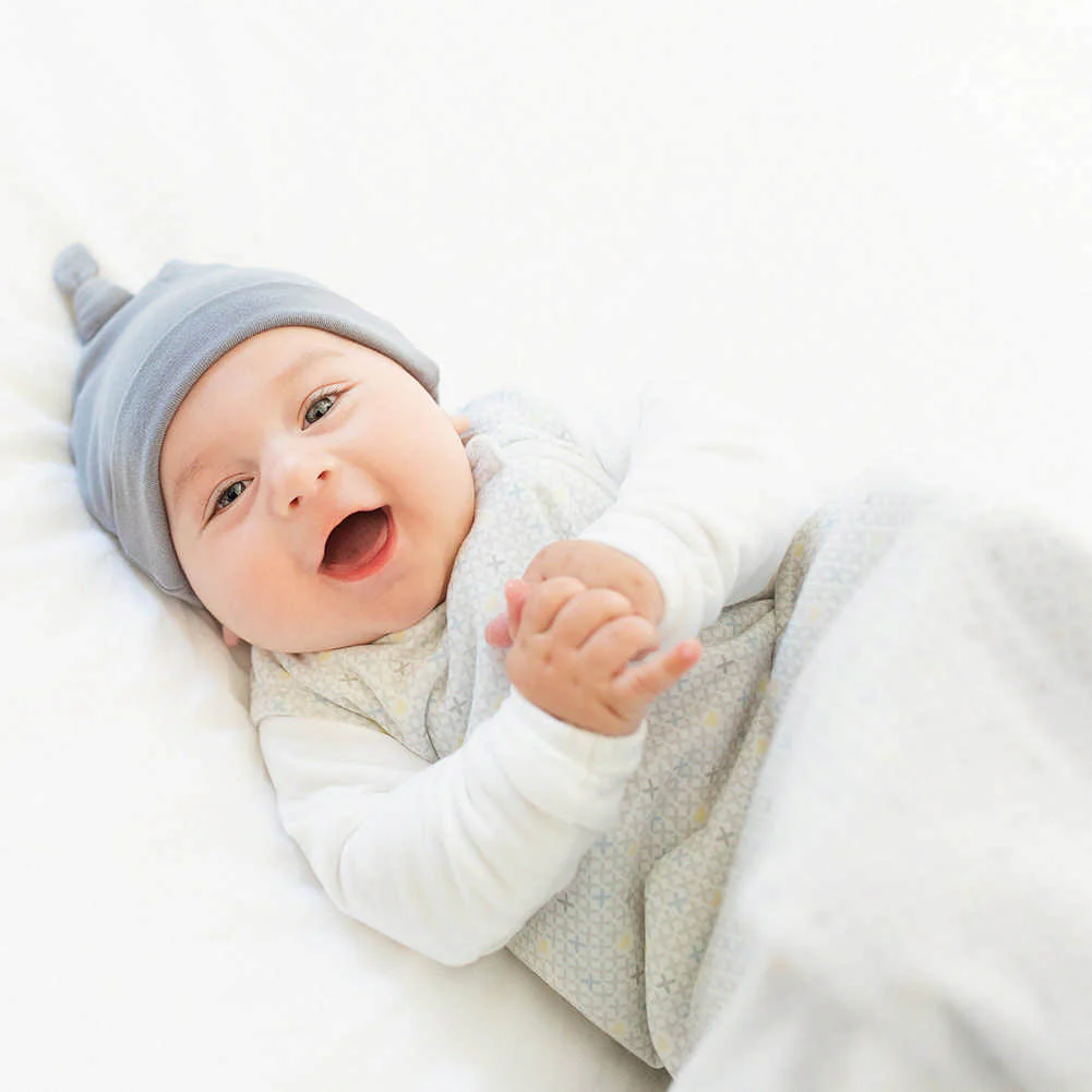 Perlimpinpin Bamboo Knotted Hat - Pebble (6-9 Months) - Image 2