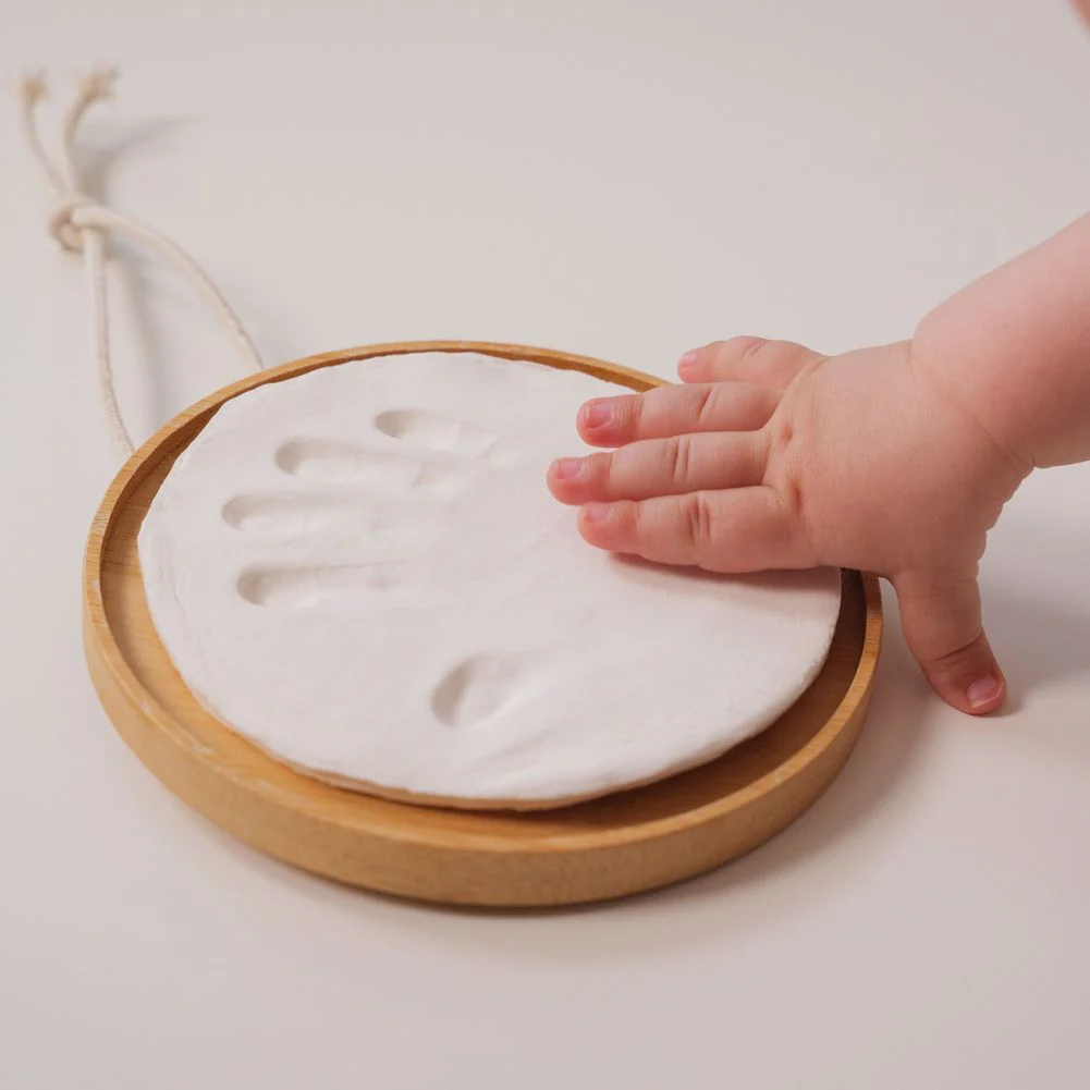 Petit Artichaut Wooden Medallion Keepsake - Image 5