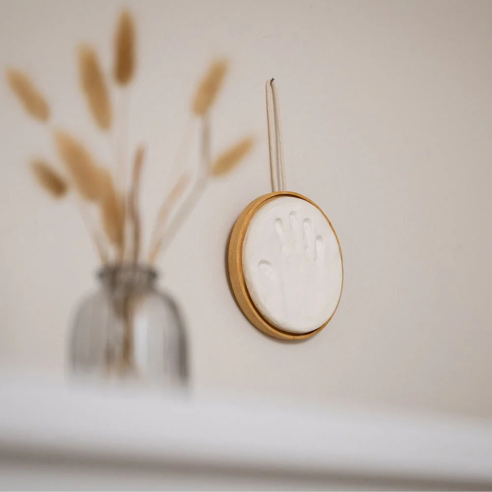 Petit Artichaut Wooden Medallion Keepsake - Image 6