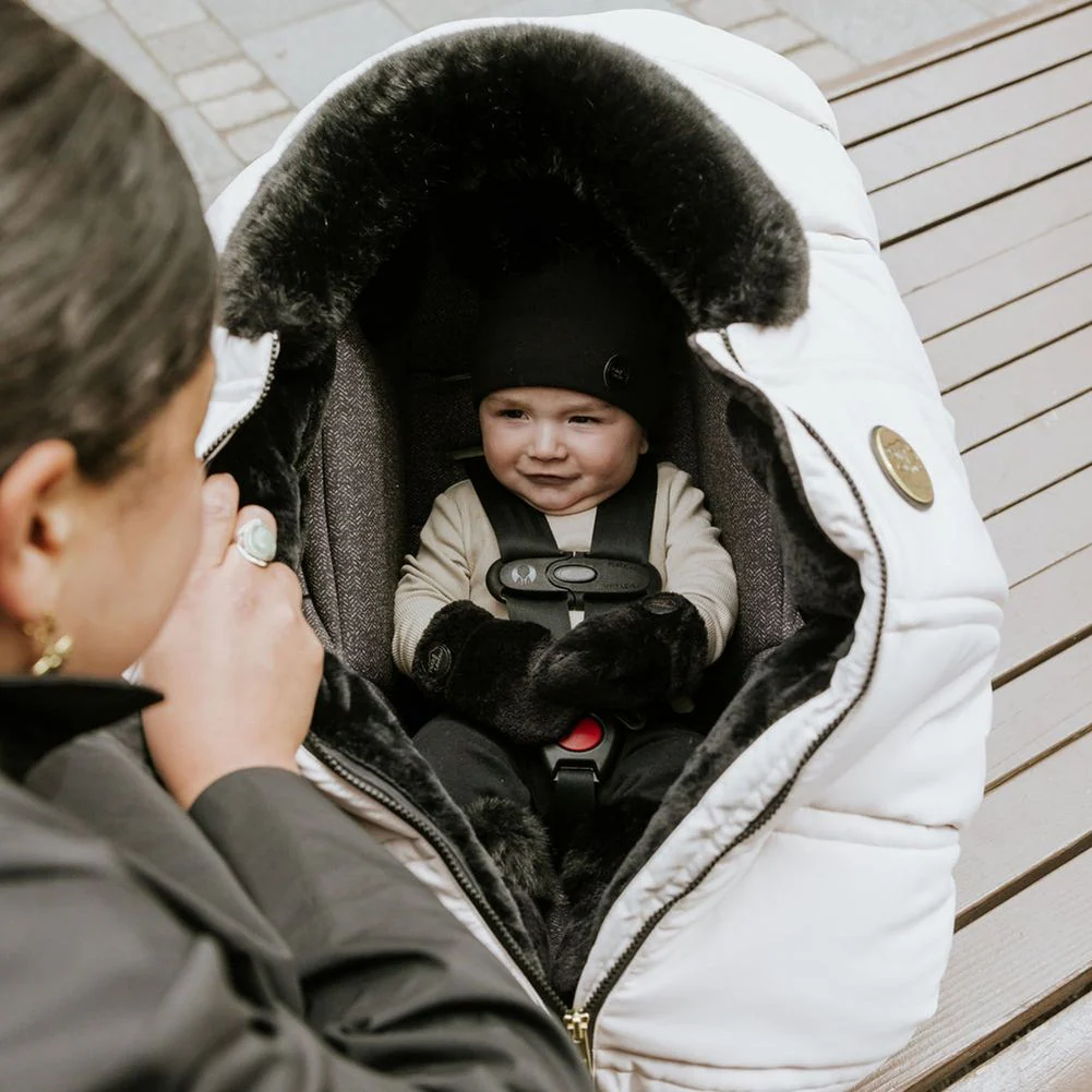 Petit Coulou 3-Season Car Seat Cover and Insulated Backing Deluxe Set - Image 7