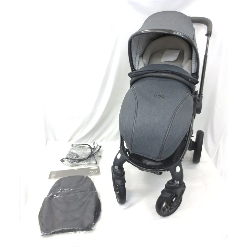The egg Stroller - Quantum Grey with Gunmetal Chassis (Floor Model) - Image 2