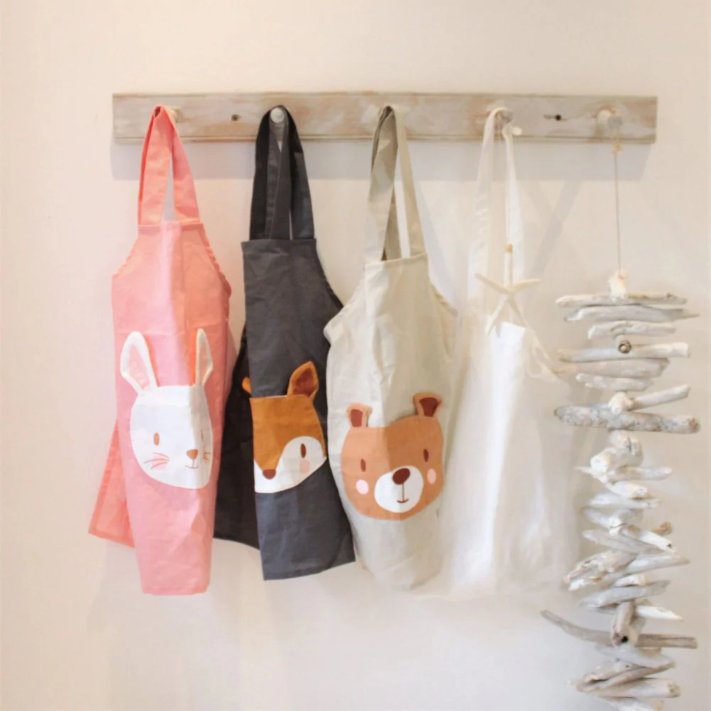 ThreadBear Linen Apron - Image 3