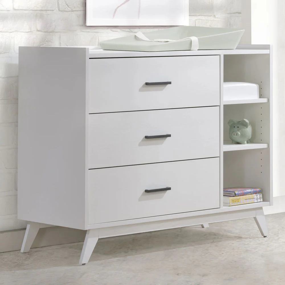 TULIP Sissi Collection Crib and Dresser - Image 10