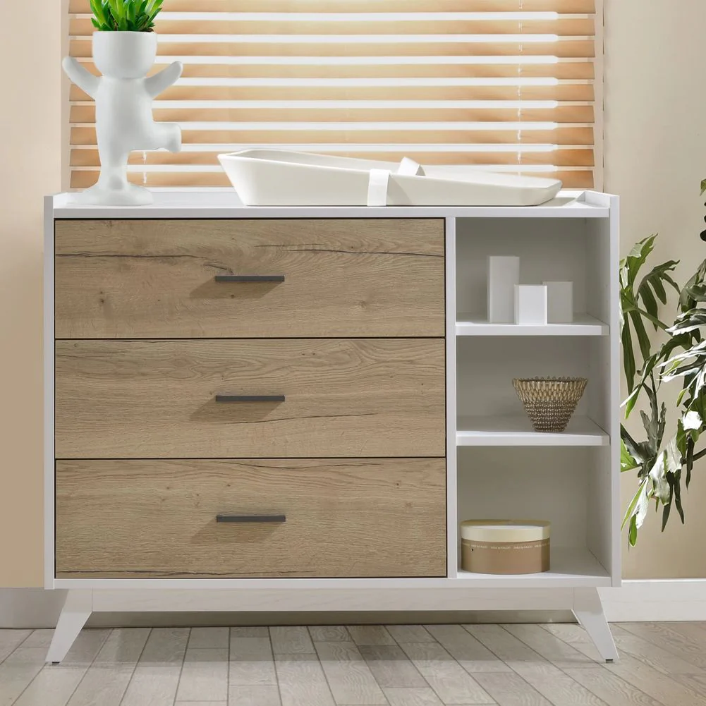 TULIP Sissi Collection Crib and Dresser - Image 6