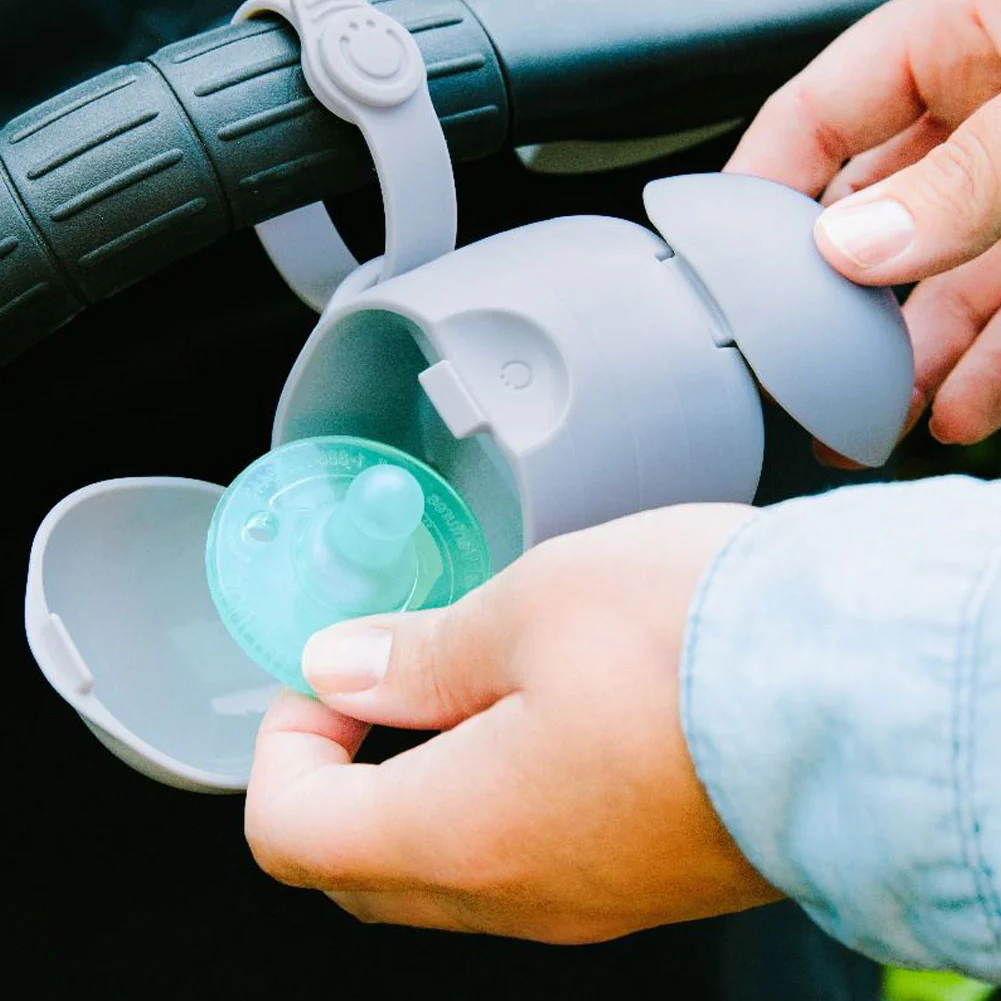 UBBI On-The-Go Silicone Pacifier Holder - Image 2