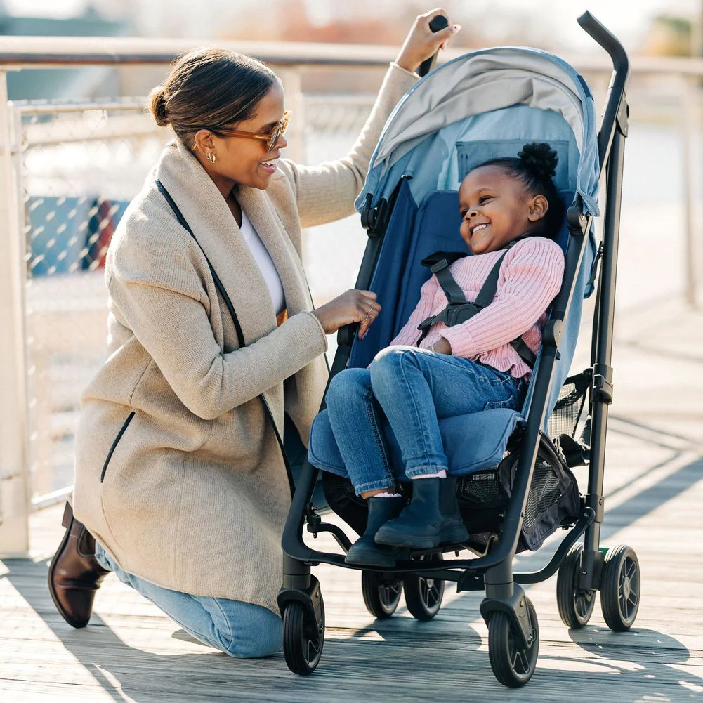 UPPAbaby G-Luxe V2 Lightweight Stroller - Image 9